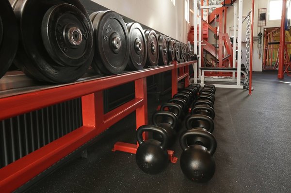 Comment optimiser votre séance d'entraînement avec une station de musculation : nos conseils